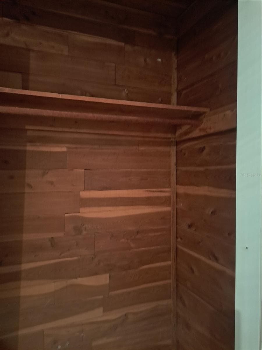 closet - 3650 PECONIC WAY, HOLIDAY