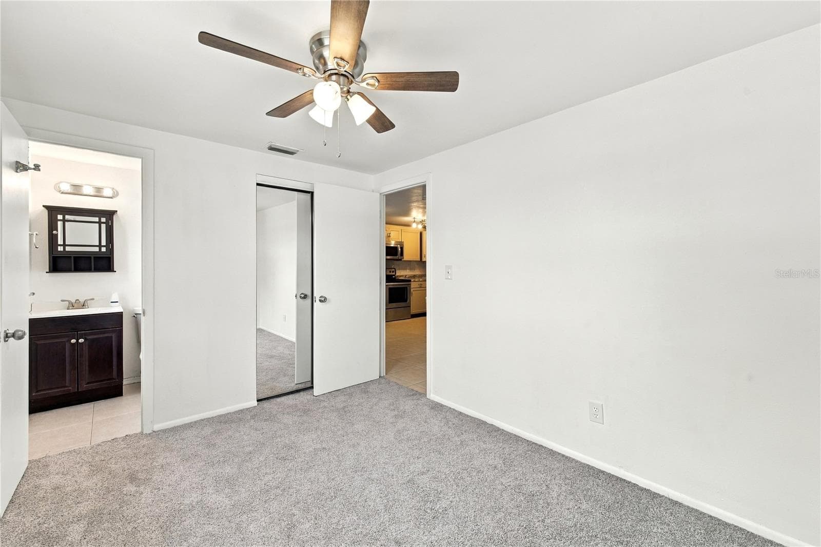 Master bedroom - 4535 W HANNA AVE, TAMPA