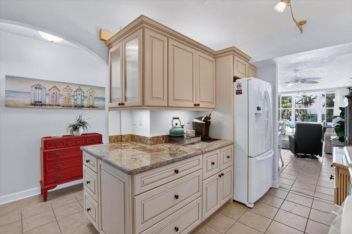 Condominium at 5200 GULF DR #107, HOLMES BEACH, photo 18 of 46