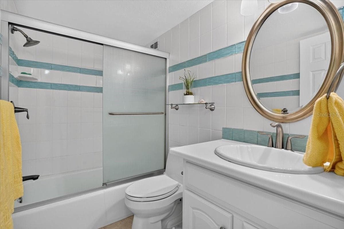 Condominium at 5200 GULF DR #107, HOLMES BEACH, photo 23 of 46