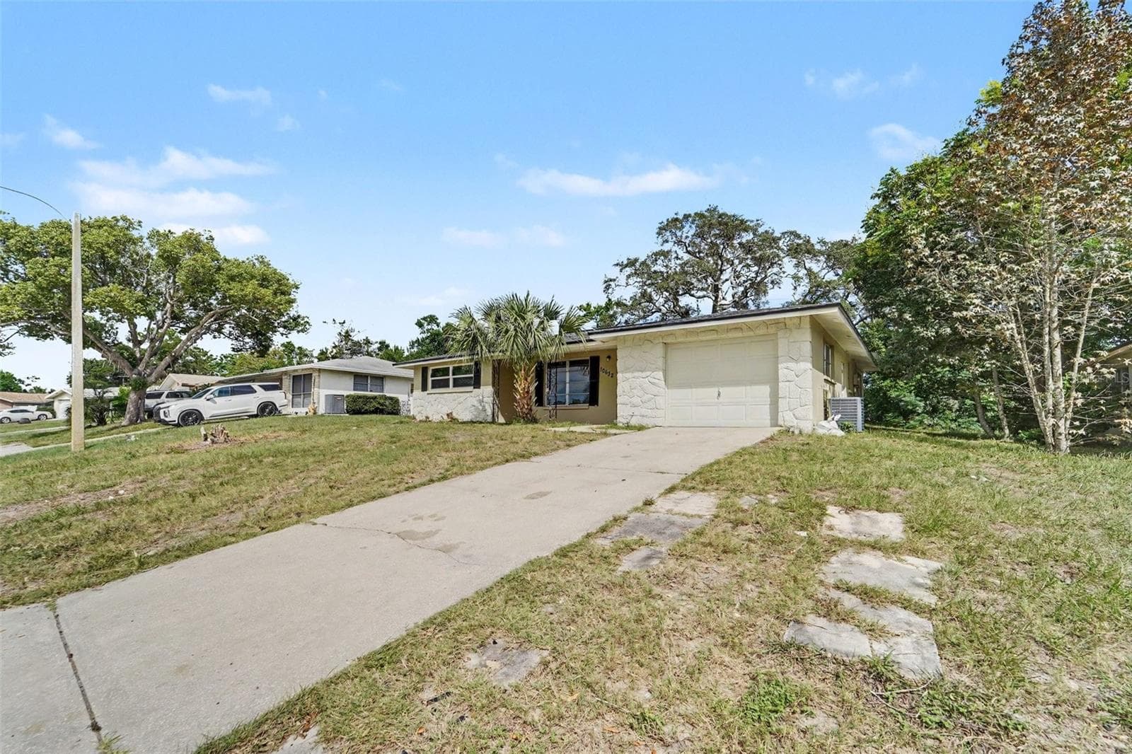 Single Family Residence at 10632 LABURNUM DR, PORT RICHEY, photo 3 of 19