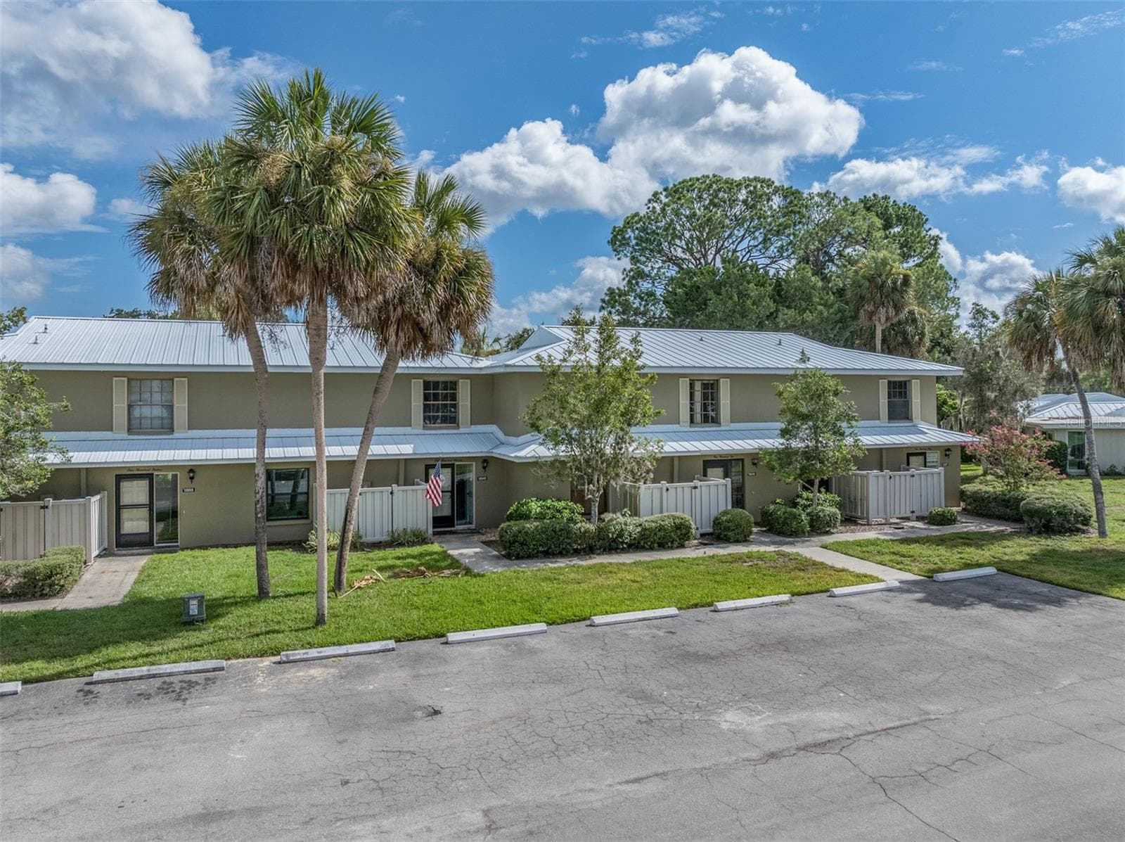 11543 W BAYSHORE DR #110