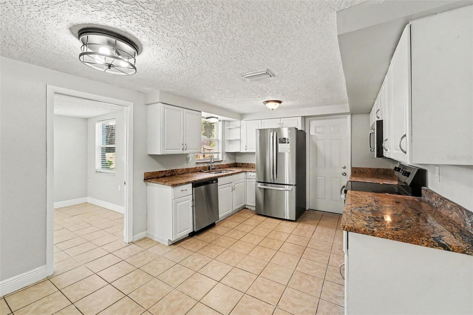 Single Family Residence at 1539 PLUM TREE RD, HOLIDAY, photo 7 of 20