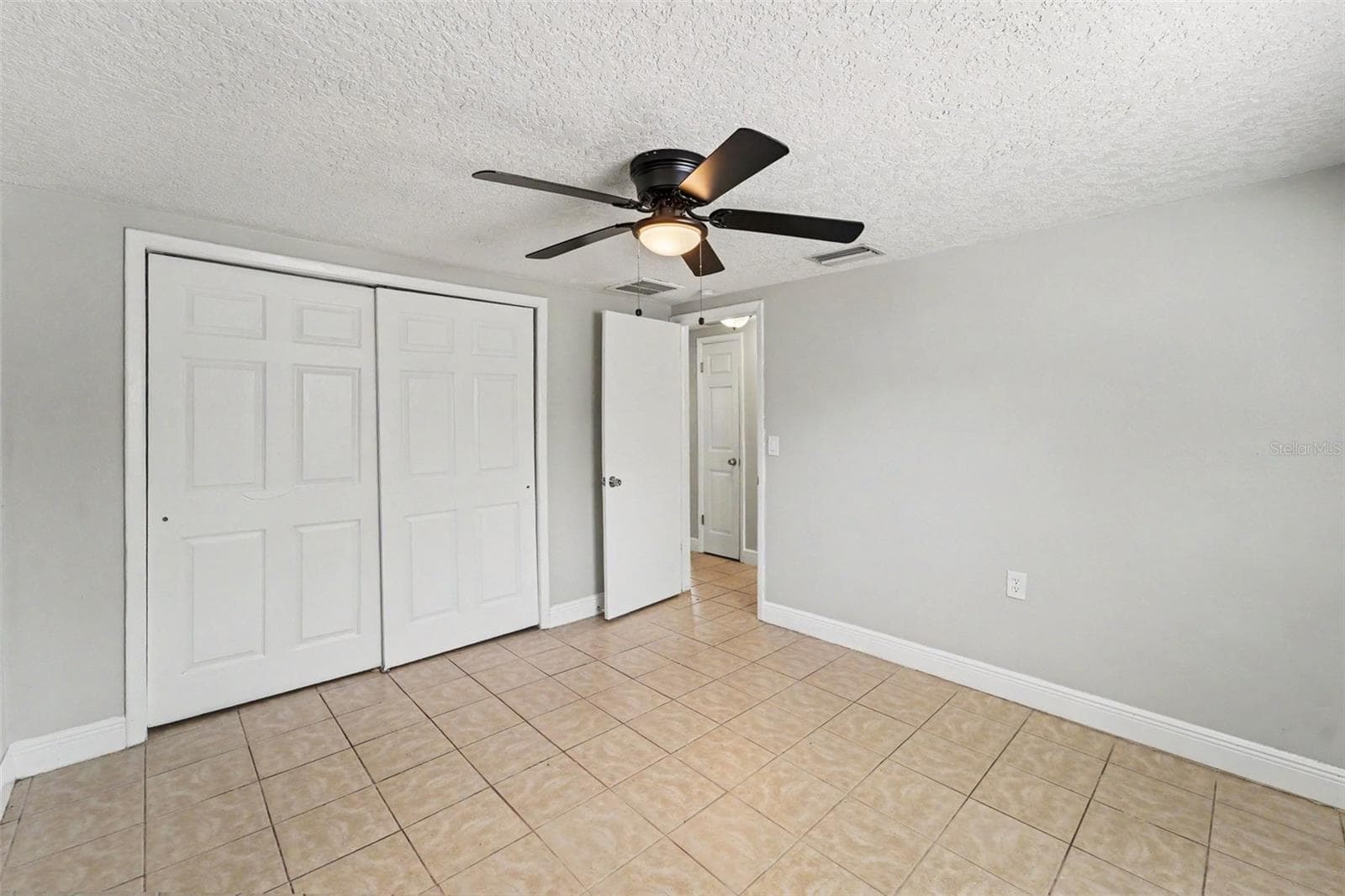 Single Family Residence at 1539 PLUM TREE RD, HOLIDAY, photo 10 of 20