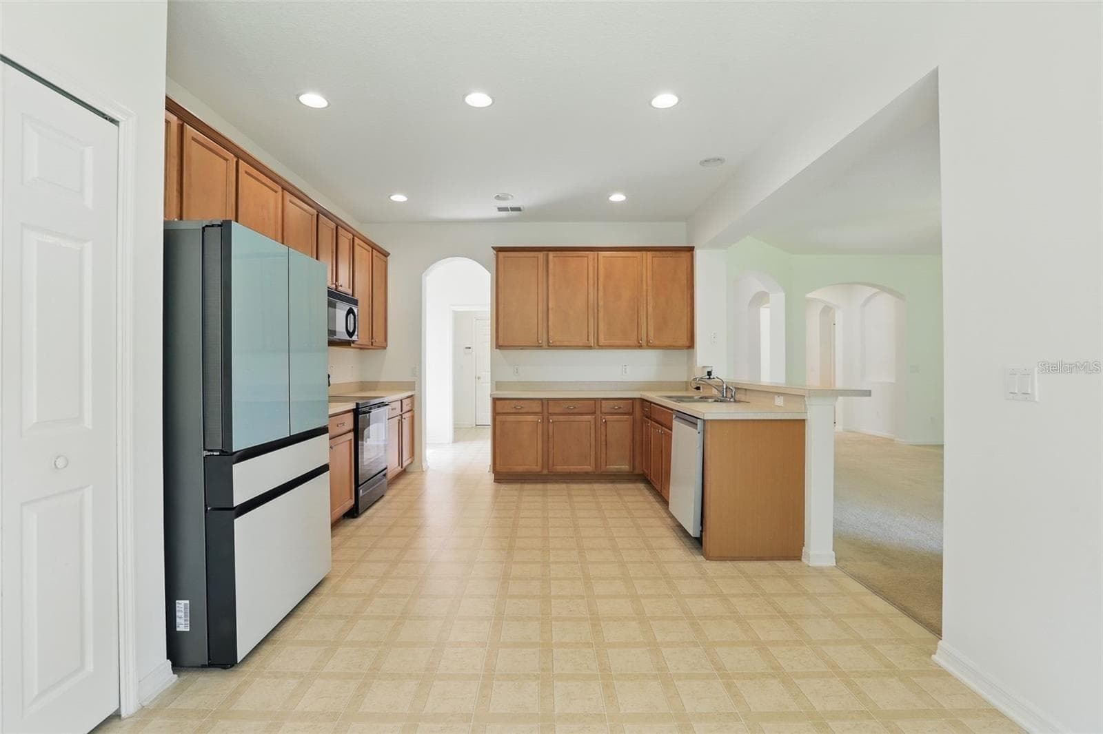 Single Family Residence at 3747 MOON DANCER PL, ST CLOUD, photo 12 of 34