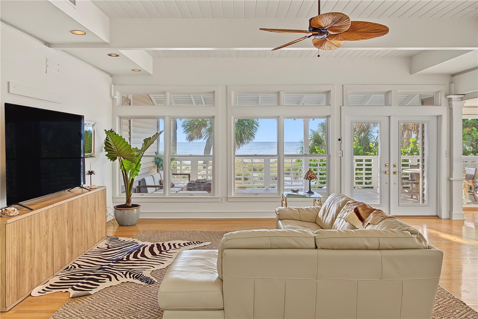 Single Family Residence at 956 ELDORADO AVE, CLEARWATER, photo 8 of 80