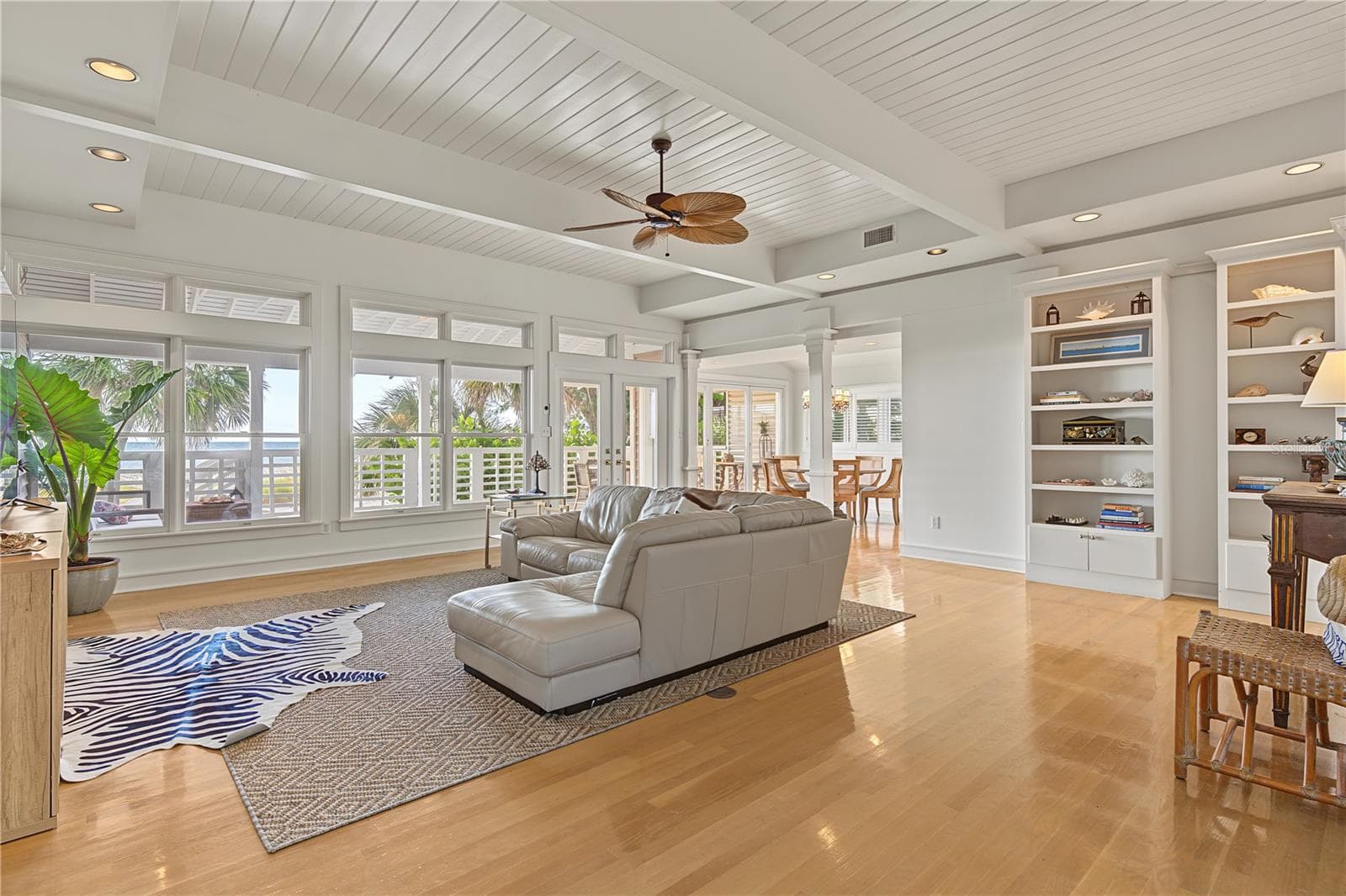 Single Family Residence at 956 ELDORADO AVE, CLEARWATER, photo 13 of 80