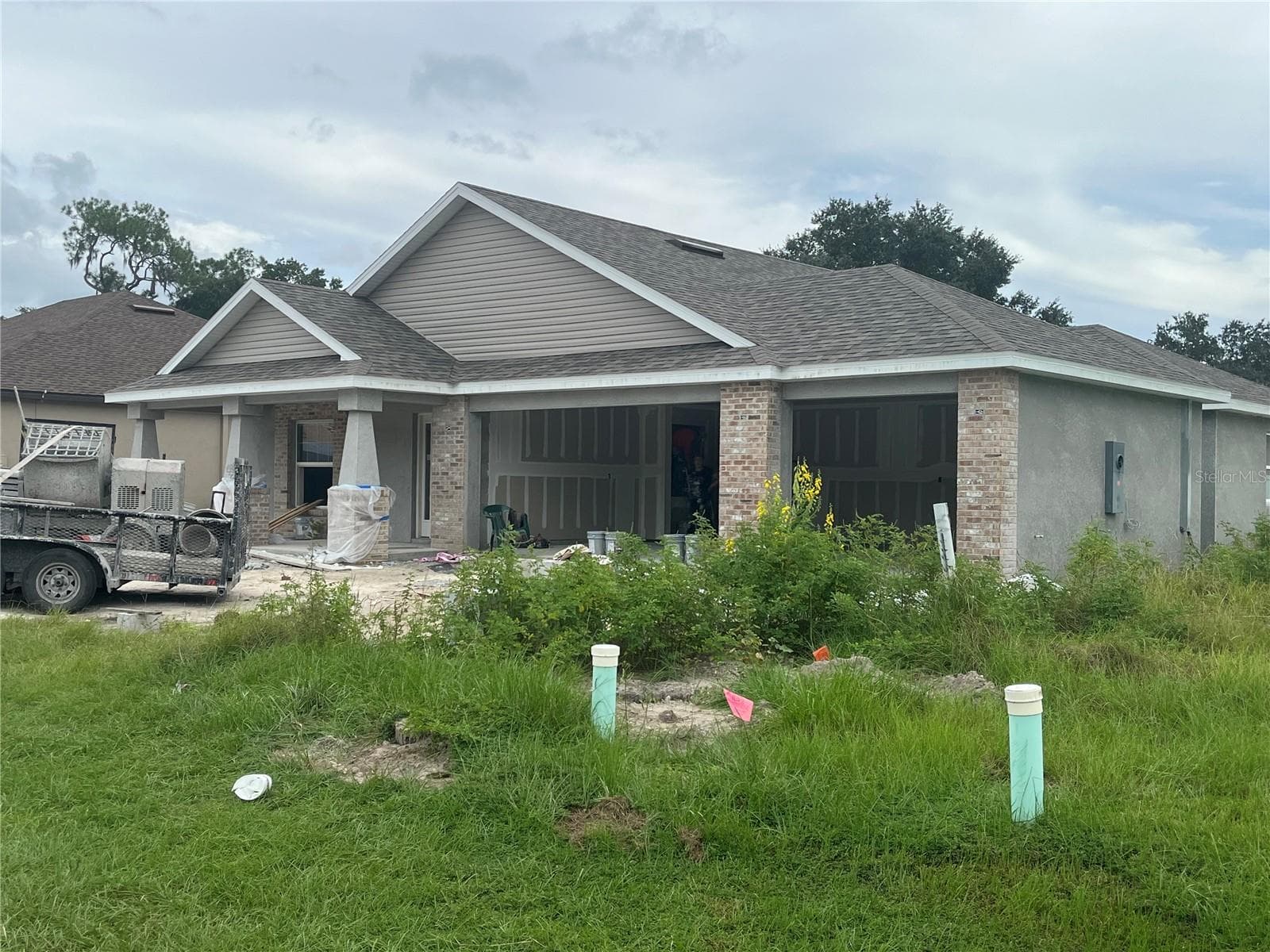 Single Family Residence at 409 SHANNON ESTATES CT, PLANT CITY, photo 2 of 4