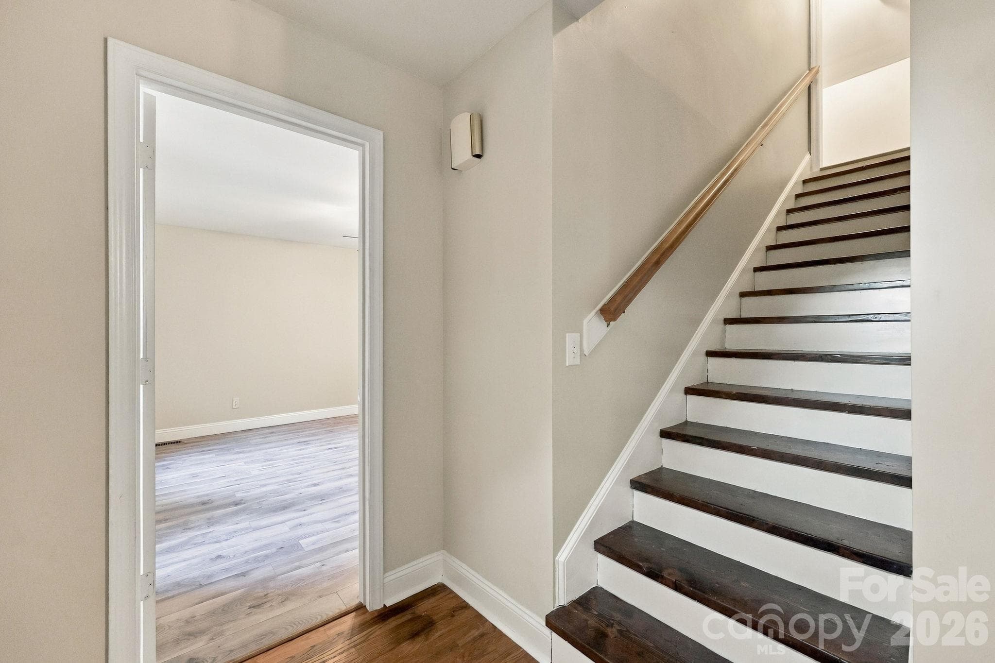 Single Family Residence at 205 Colonial Avenue, Concord, photo 7 of 39