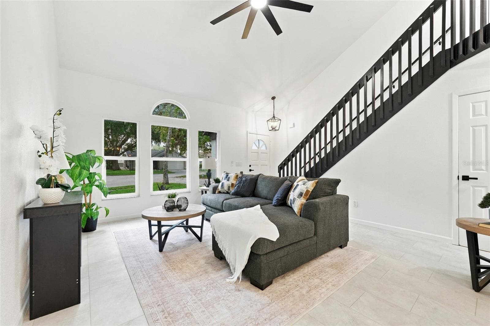 Single Family Residence at 613 CHARING CROSS CT, LAKE MARY, photo 4 of 50