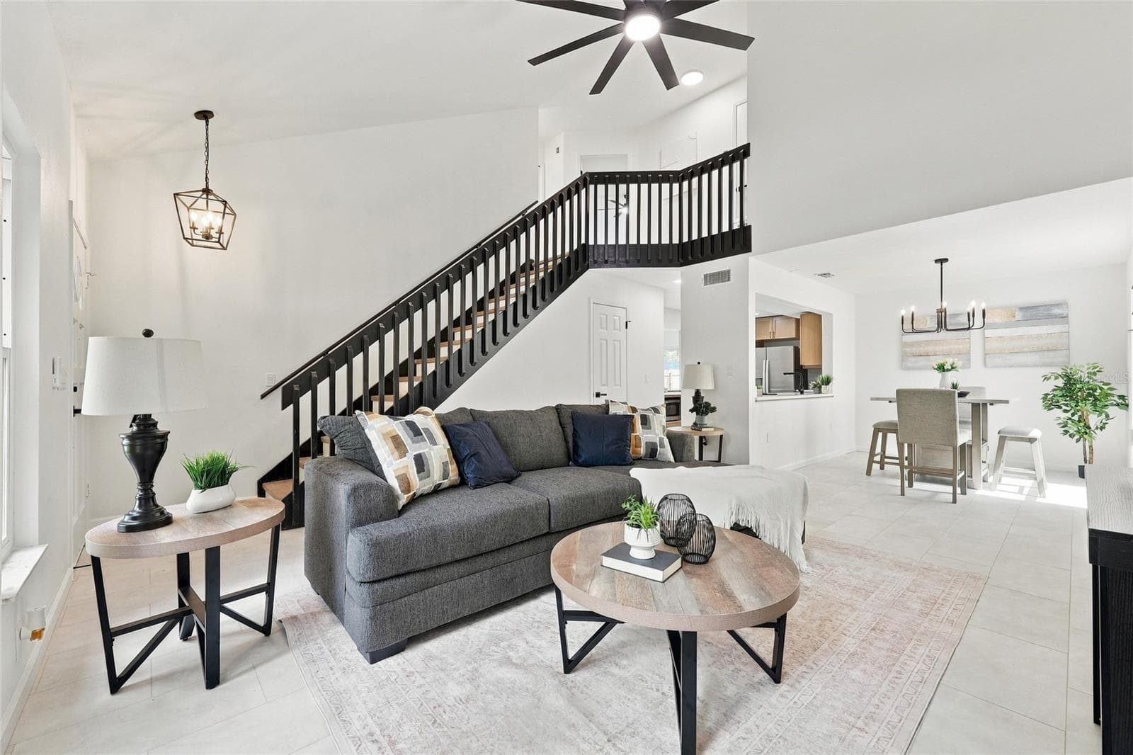 Single Family Residence at 613 CHARING CROSS CT, LAKE MARY, photo 5 of 50