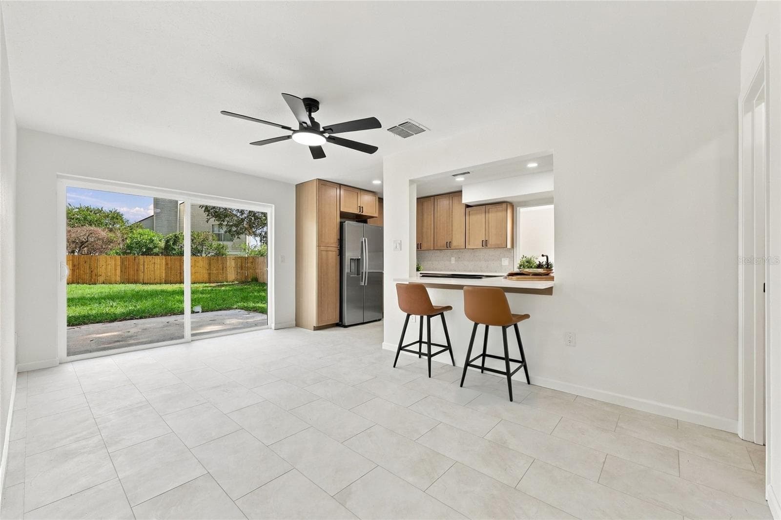 Single Family Residence at 613 CHARING CROSS CT, LAKE MARY, photo 17 of 50