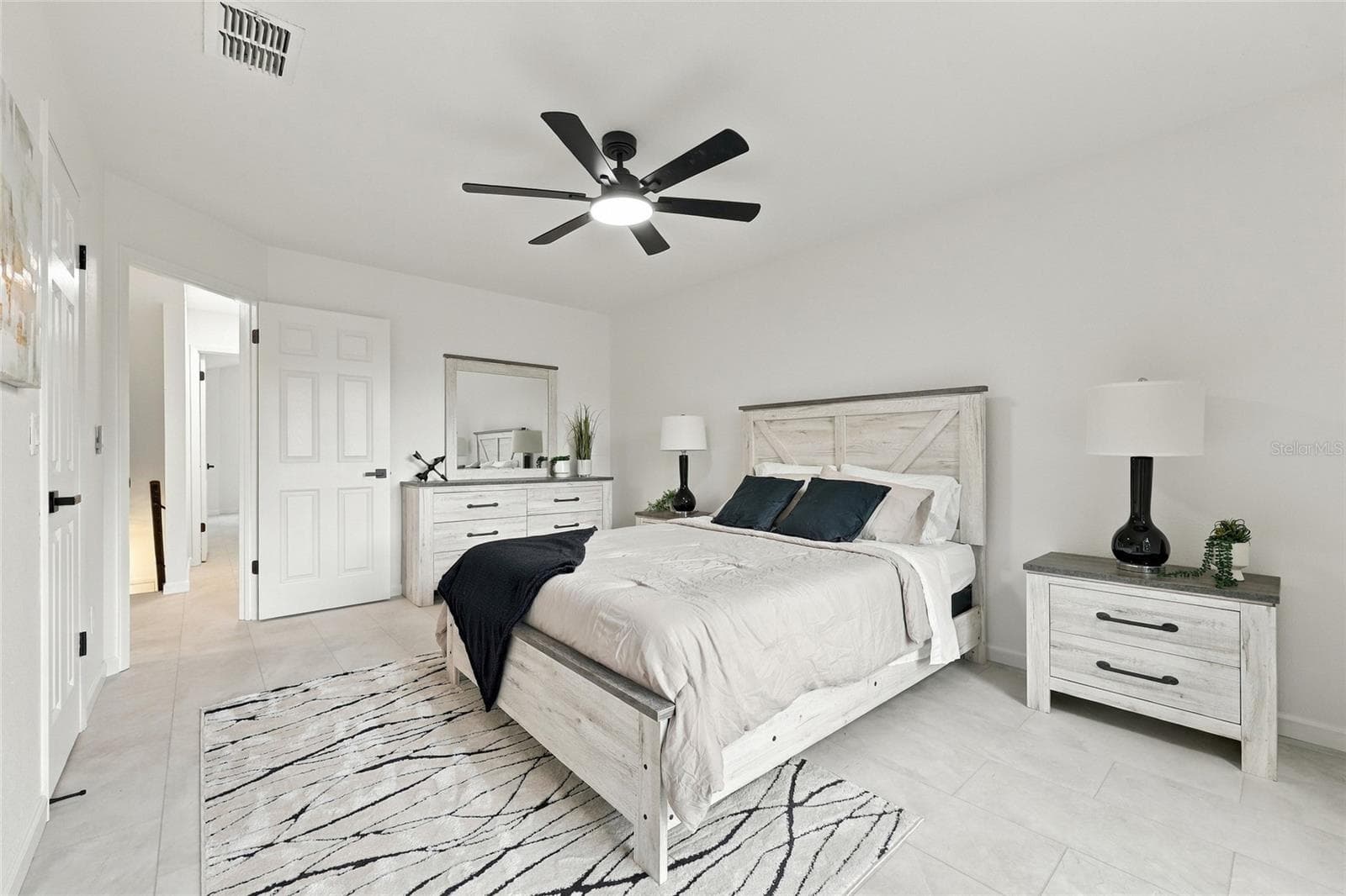 Single Family Residence at 613 CHARING CROSS CT, LAKE MARY, photo 26 of 50