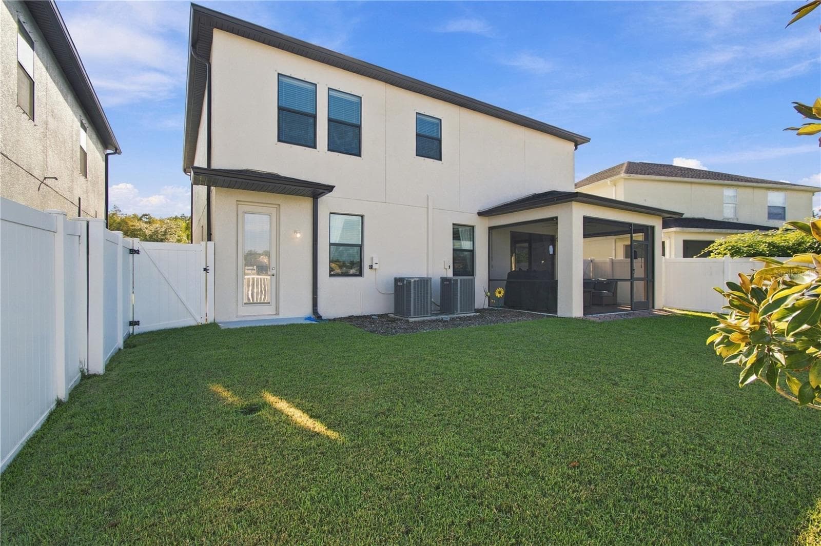 Single Family Residence at 4195 SHREWBURY PL, LAND O LAKES, photo 64 of 73
