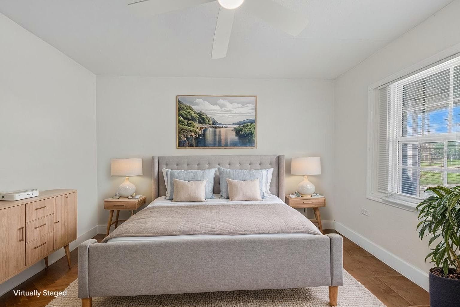 ***VIRTUALLY STAGED*** - 725 STRAIN BLVD, LAKELAND