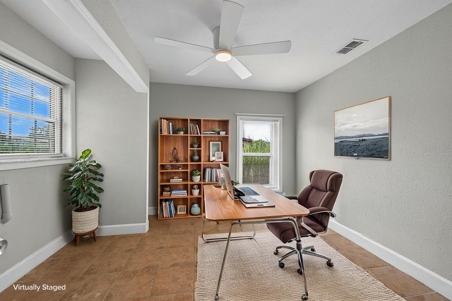 ***VIRTUALLY STAGED*** - 725 STRAIN BLVD, LAKELAND