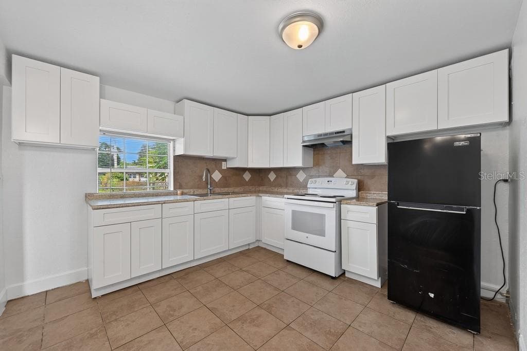 Single Family Residence at 725 STRAIN BLVD, LAKELAND, photo 53 of 78