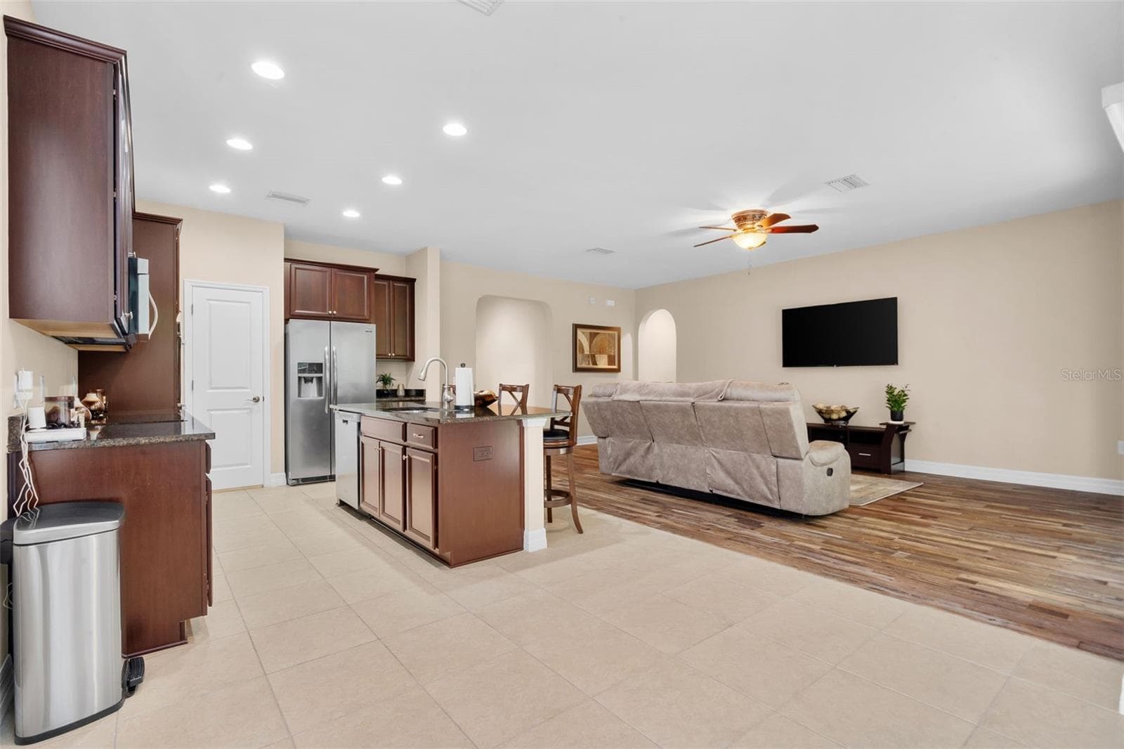 Kitchen - 4432 VERMILLION SKY DR, WESLEY CHAPEL