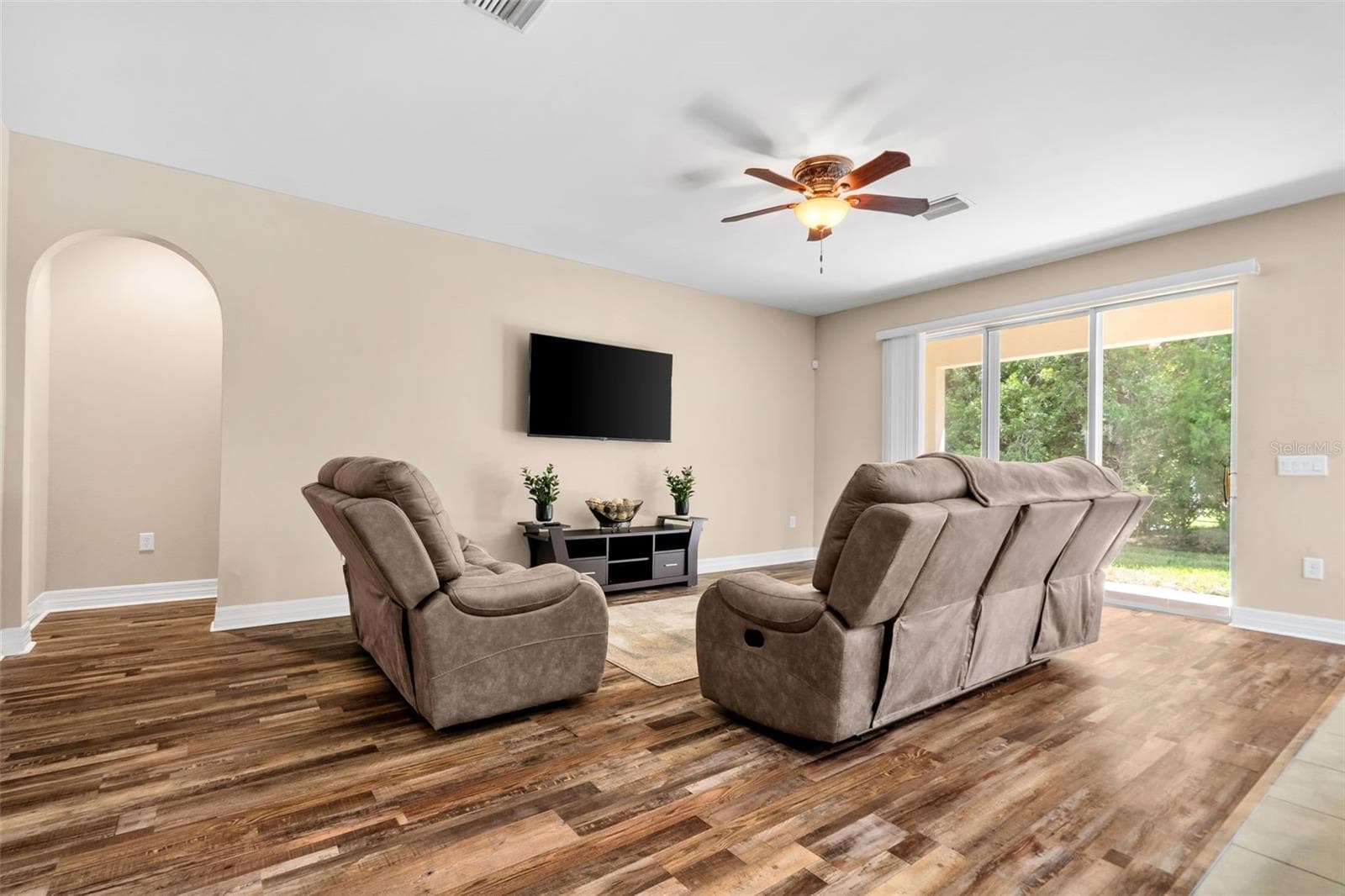 Family Great Room - 4432 VERMILLION SKY DR, WESLEY CHAPEL