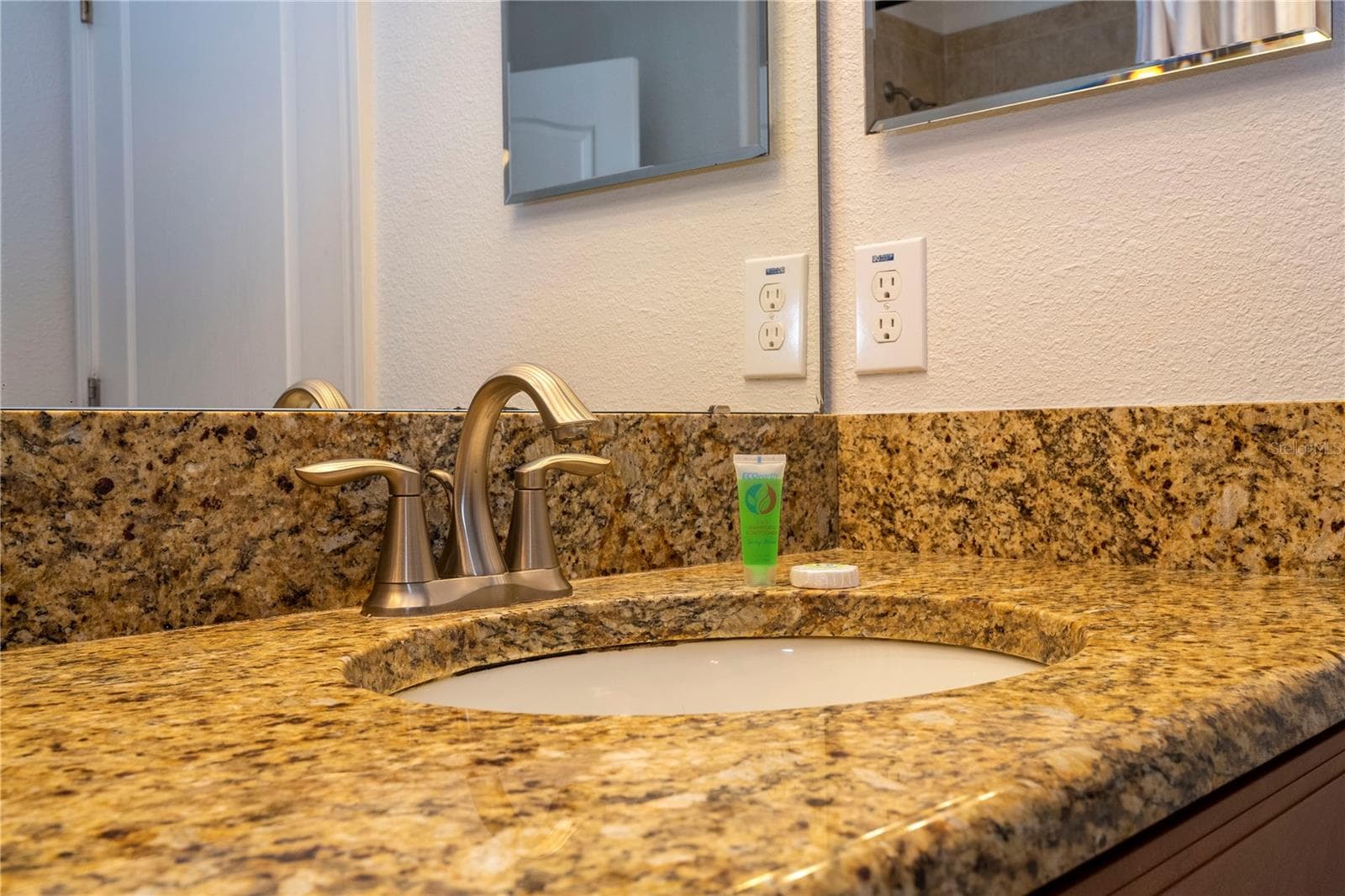 Townhouse at 2971 BANANA PALM DR, KISSIMMEE, photo 42 of 103