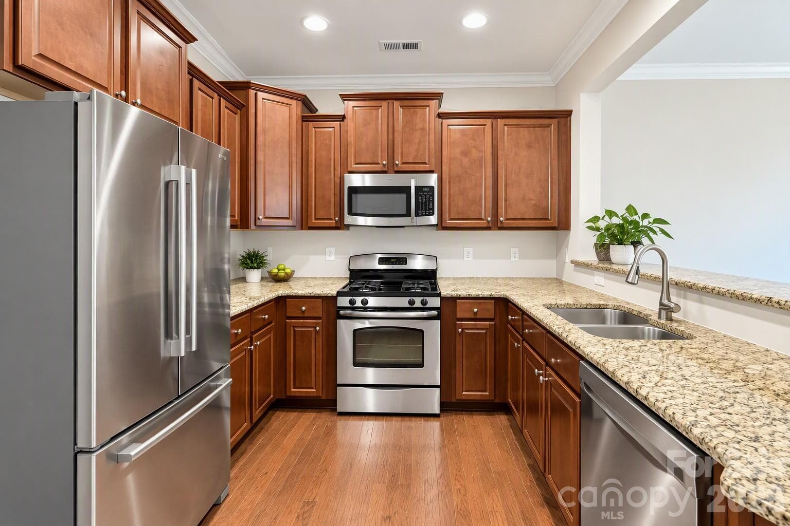 Kitchen - 14515 Crociani Drive, Charlotte