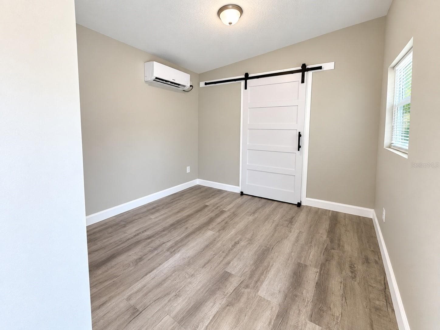 Single Family Residence at 162 MYRTLE RD, LAKE WALES, photo 8 of 23