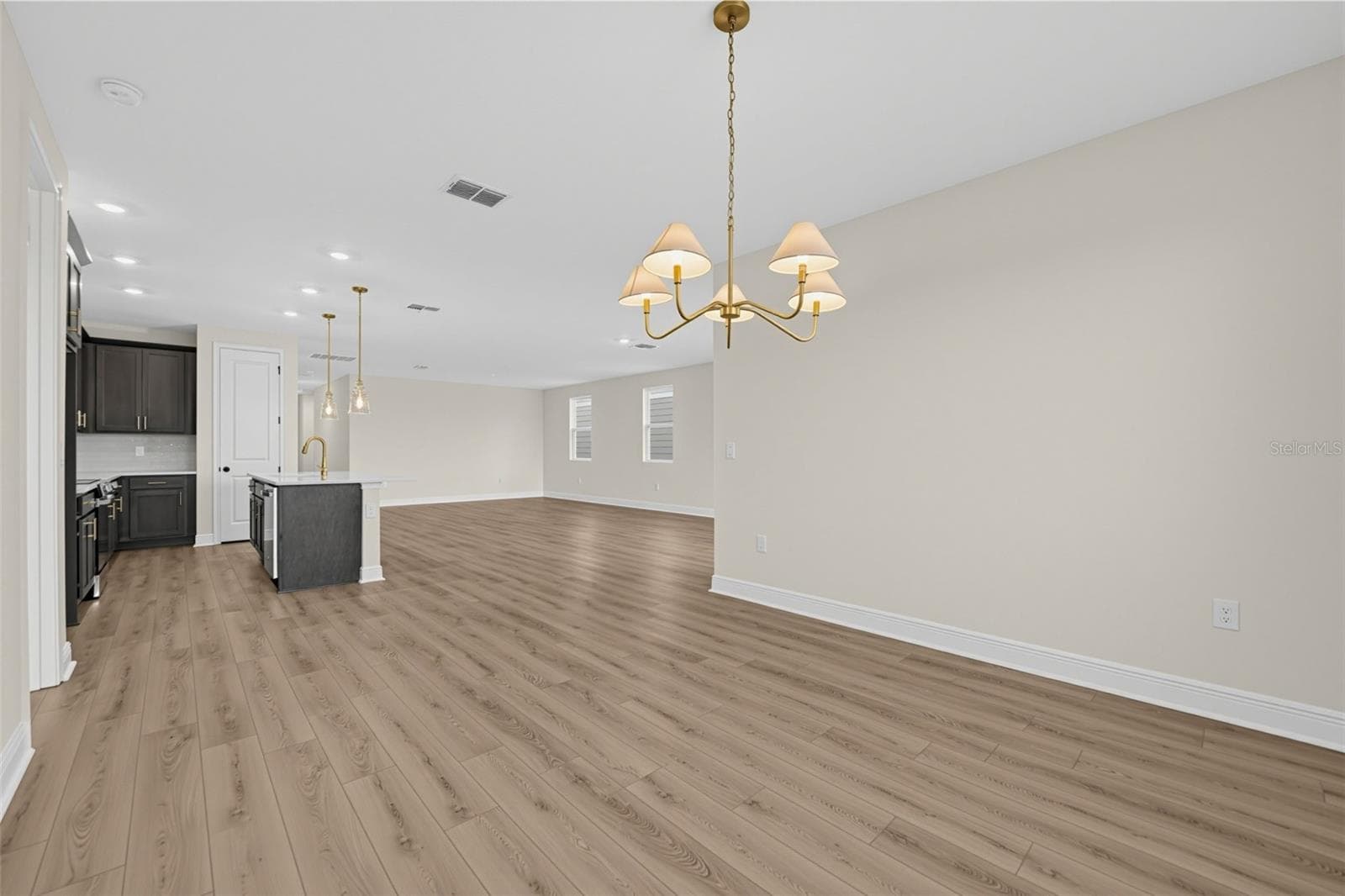Single Family Residence at 30134 EMERALD FOREST DR, MOUNT DORA, photo 19 of 38