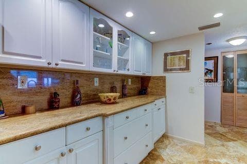 Condominium at 6265 SUN BLVD #805, ST PETERSBURG, photo 14 of 35