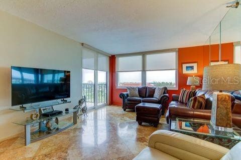 Living Room with Open Floorplan - 6265 SUN BLVD #805, ST PETERSBURG