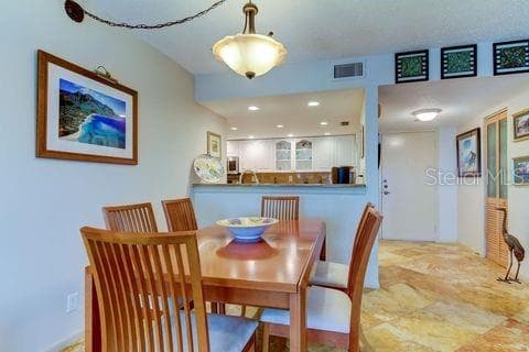 Condominium at 6265 SUN BLVD #805, ST PETERSBURG, photo 18 of 35