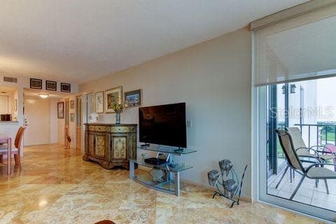 Condominium at 6265 SUN BLVD #805, ST PETERSBURG, photo 20 of 35