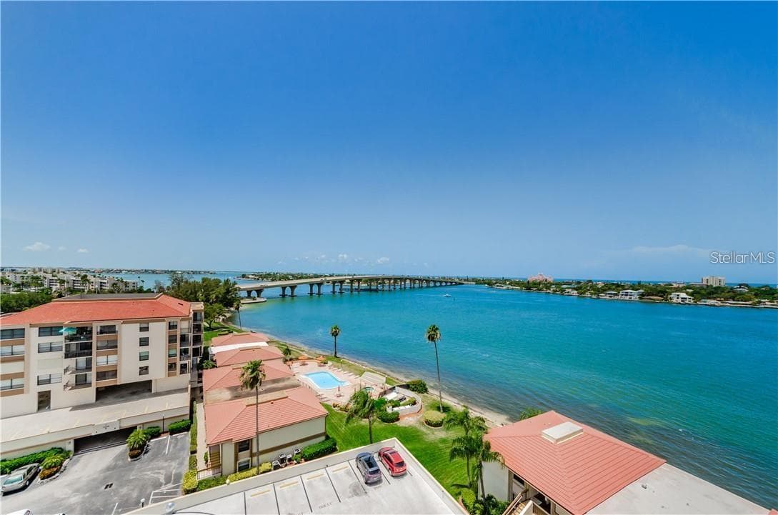 Water views from your balcony - 6265 SUN BLVD #805, ST PETERSBURG
