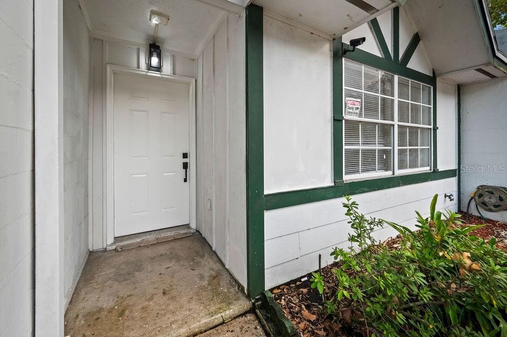 Condominium at 824 W 25TH ST, SANFORD, photo 24 of 24