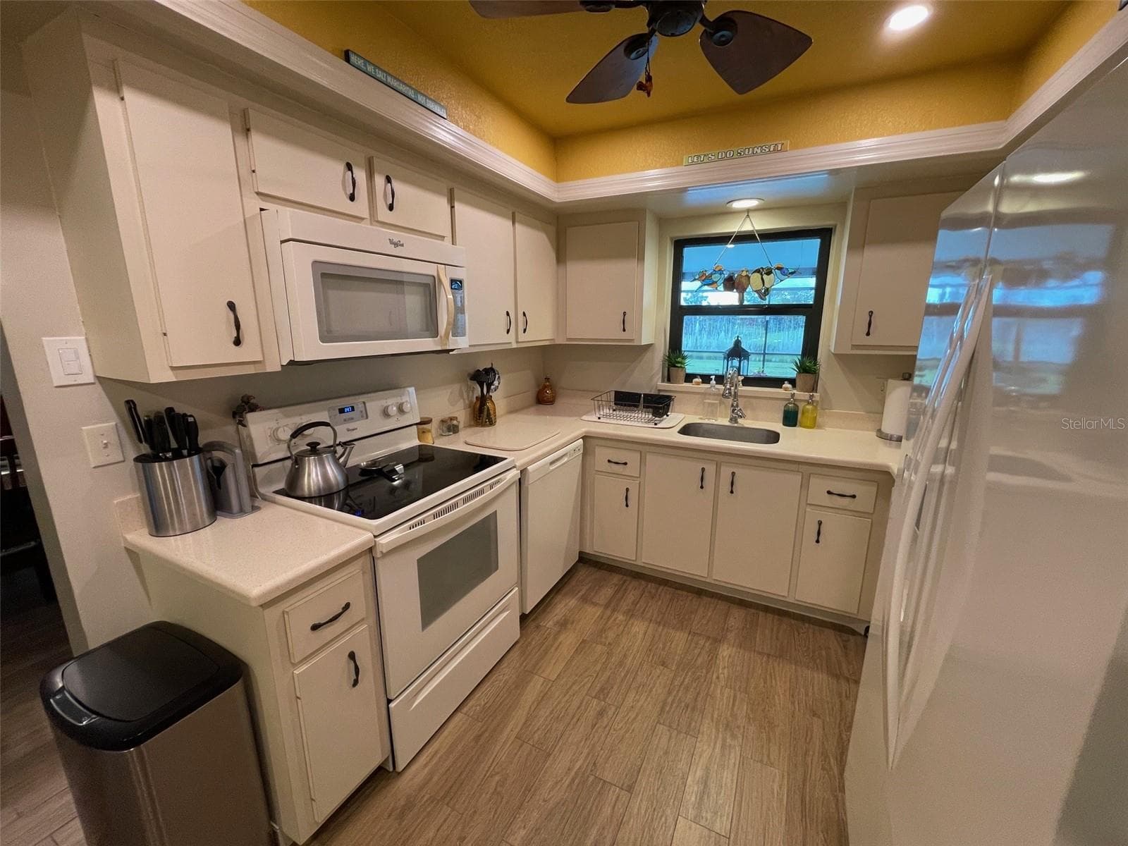 Single Family Residence at 130 ANNAPOLIS LN, ROTONDA WEST, photo 15 of 50