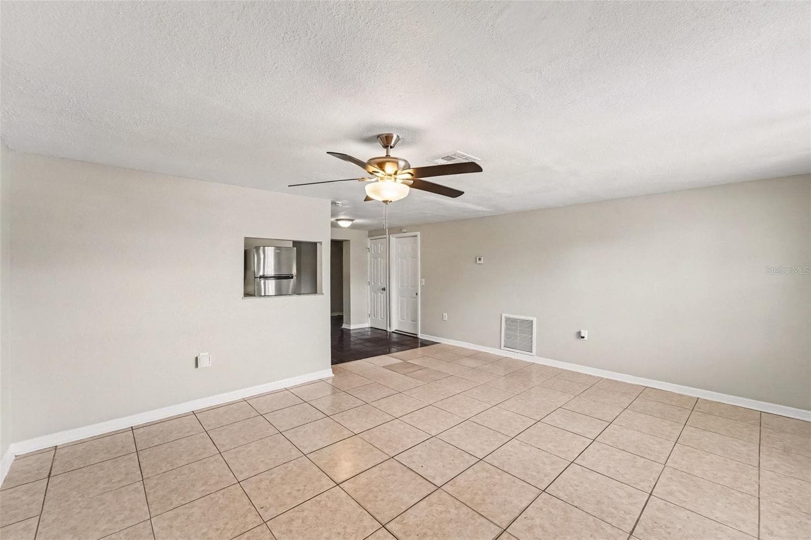Single Family Residence at 4631 EASTWOOD LN, HOLIDAY, photo 5 of 19
