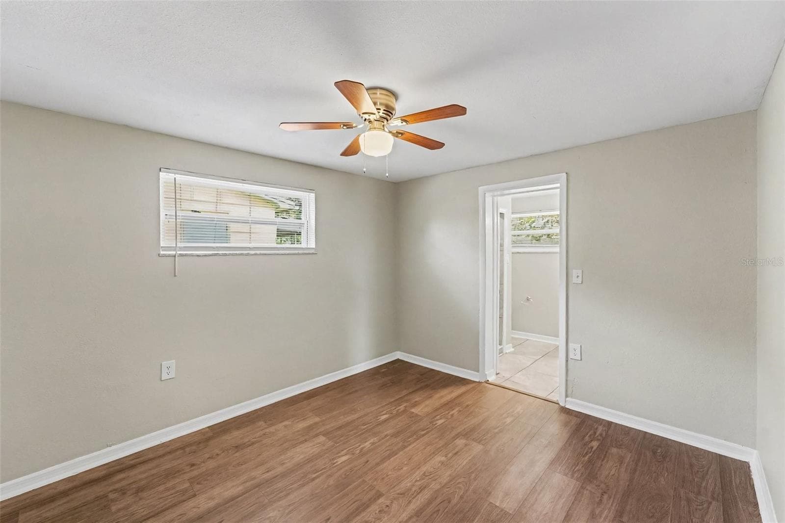 Single Family Residence at 4631 EASTWOOD LN, HOLIDAY, photo 12 of 19