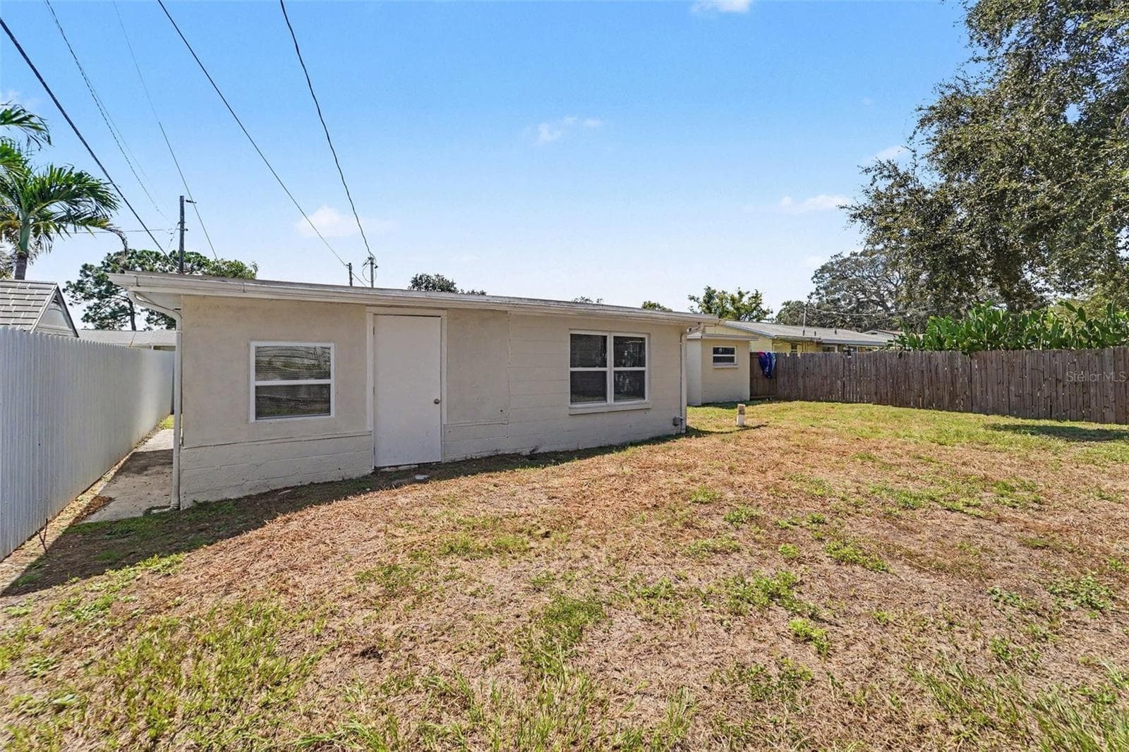 Single Family Residence at 4631 EASTWOOD LN, HOLIDAY, photo 17 of 19