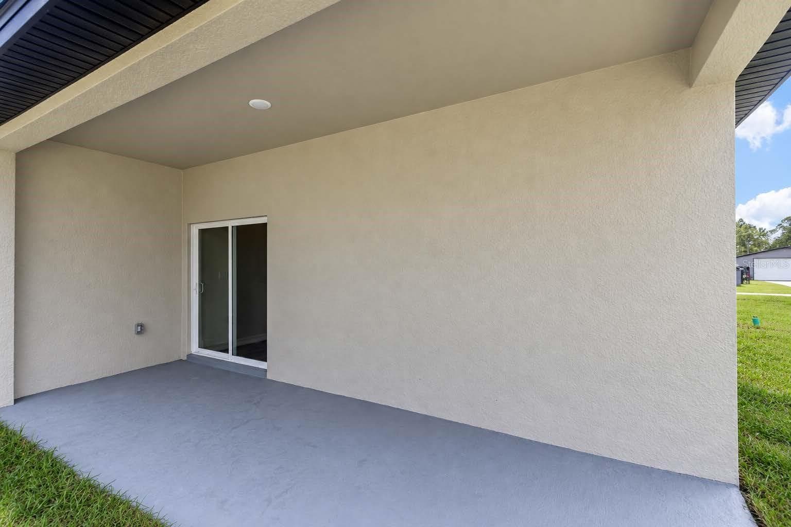 Single Family Residence at 1263 W FAN DR, CITRUS SPRINGS, photo 3 of 47