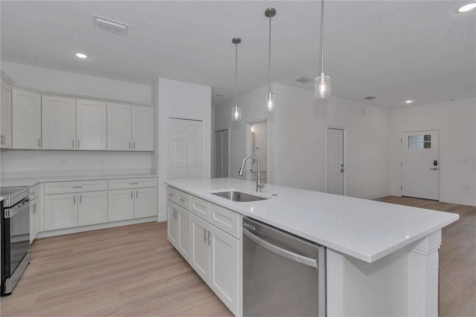 Single Family Residence at 1263 W FAN DR, CITRUS SPRINGS, photo 19 of 47