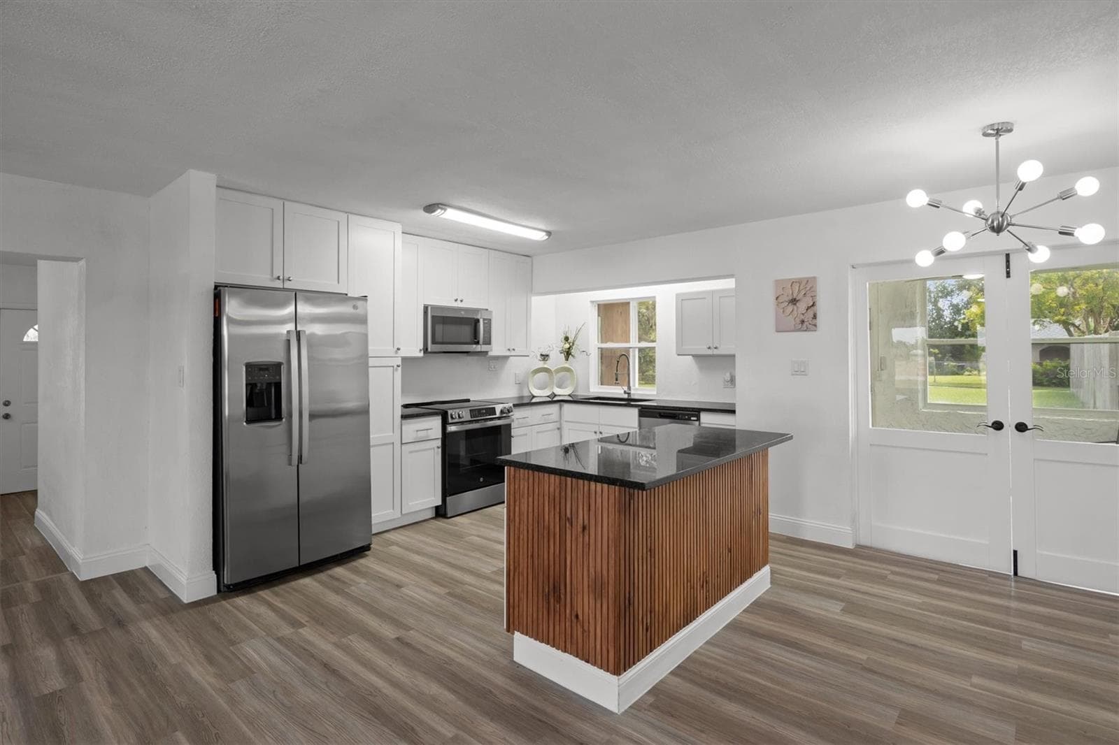 Updated Island Kitchen - Updated Stainless Appliances, - 8812 OAKWOOD DR, LAKE WALES
