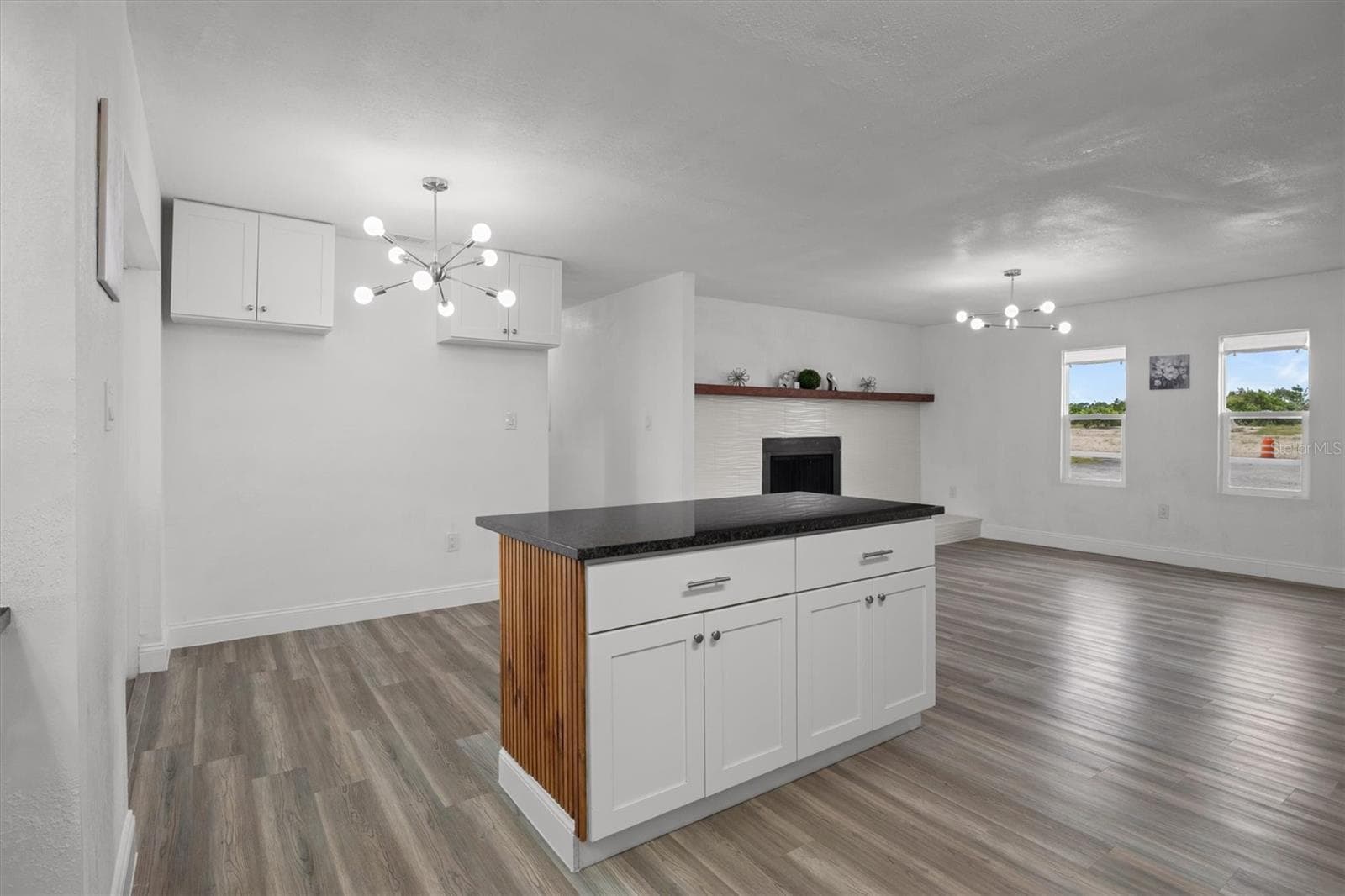 Dinette - 8812 OAKWOOD DR, LAKE WALES