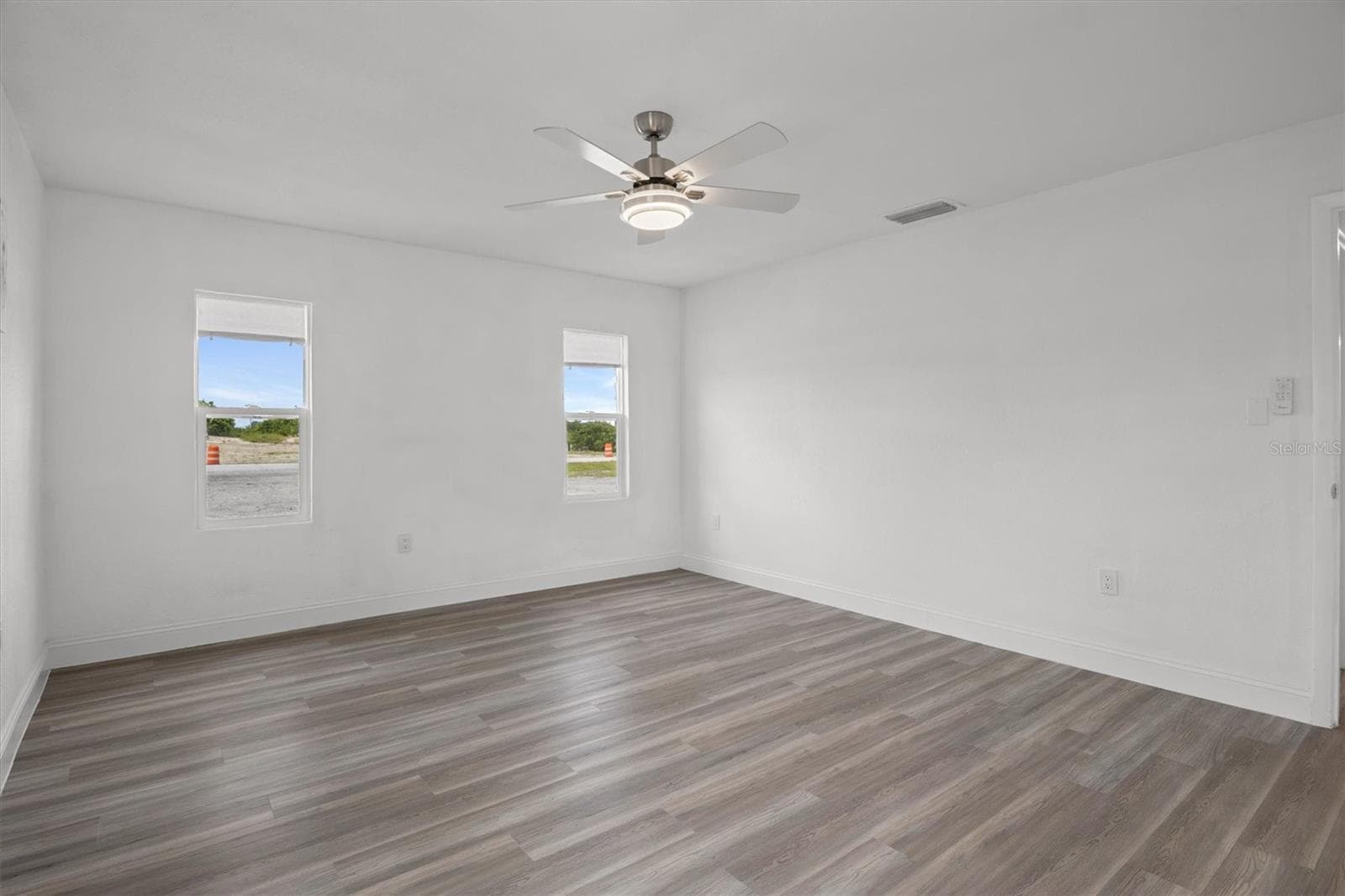 Primary Bedroom - 8812 OAKWOOD DR, LAKE WALES