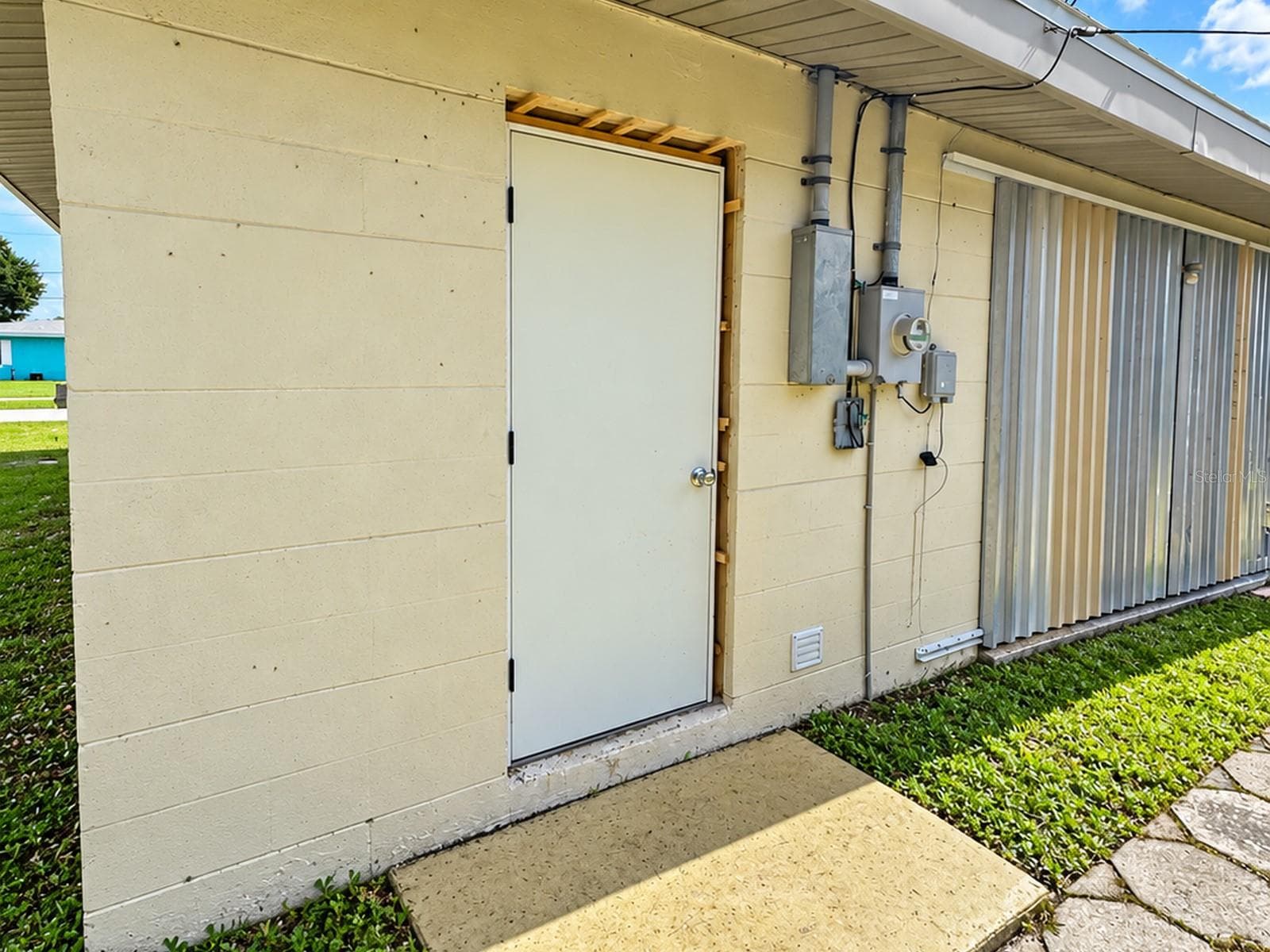 Single Family Residence at 540 SHARON CIR, PORT CHARLOTTE, photo 13 of 17