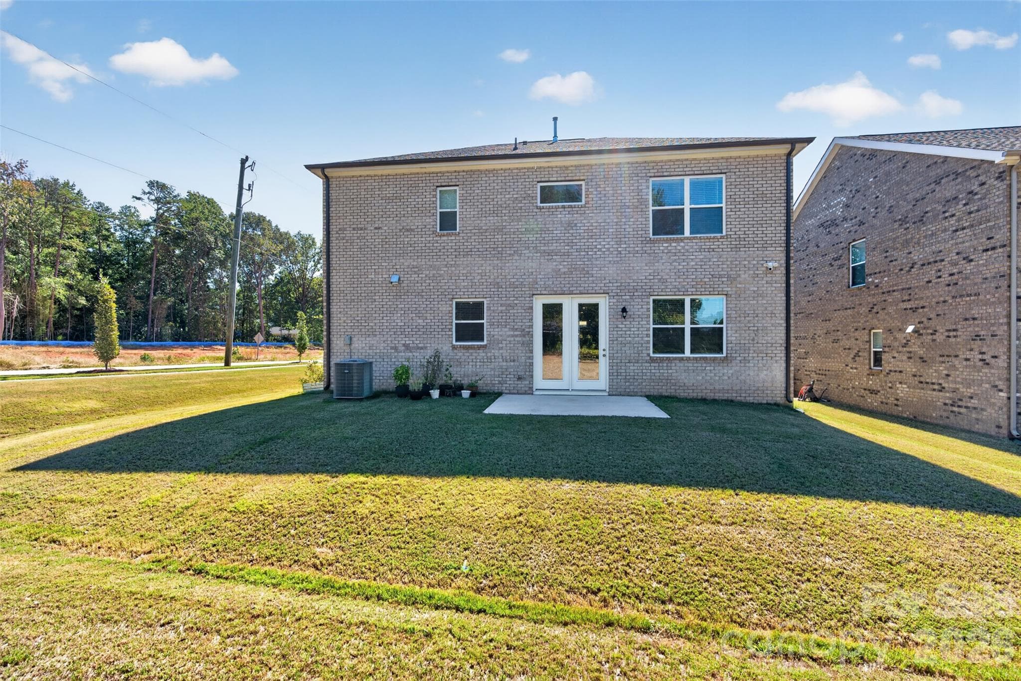 Single Family Residence at 5002 Kinsbridge Drive, Mint Hill, photo 28 of 34