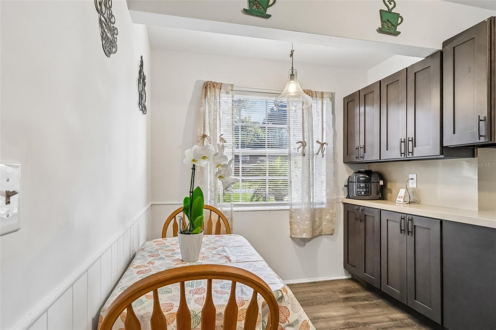 Single Family Residence at 3805 CACTUS LN, MOUNT DORA, photo 12 of 32