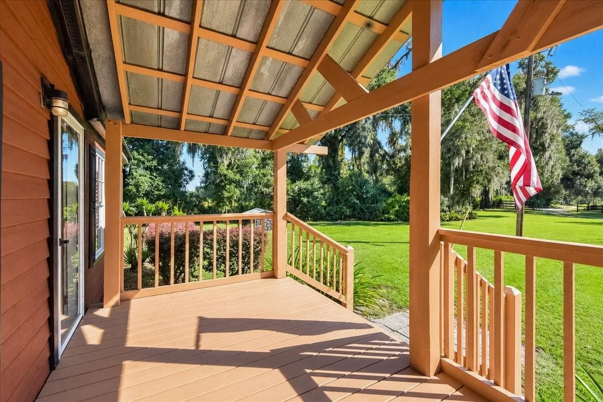 Manufactured Home at 15940 NW 16TH AVE, CITRA, photo 13 of 65