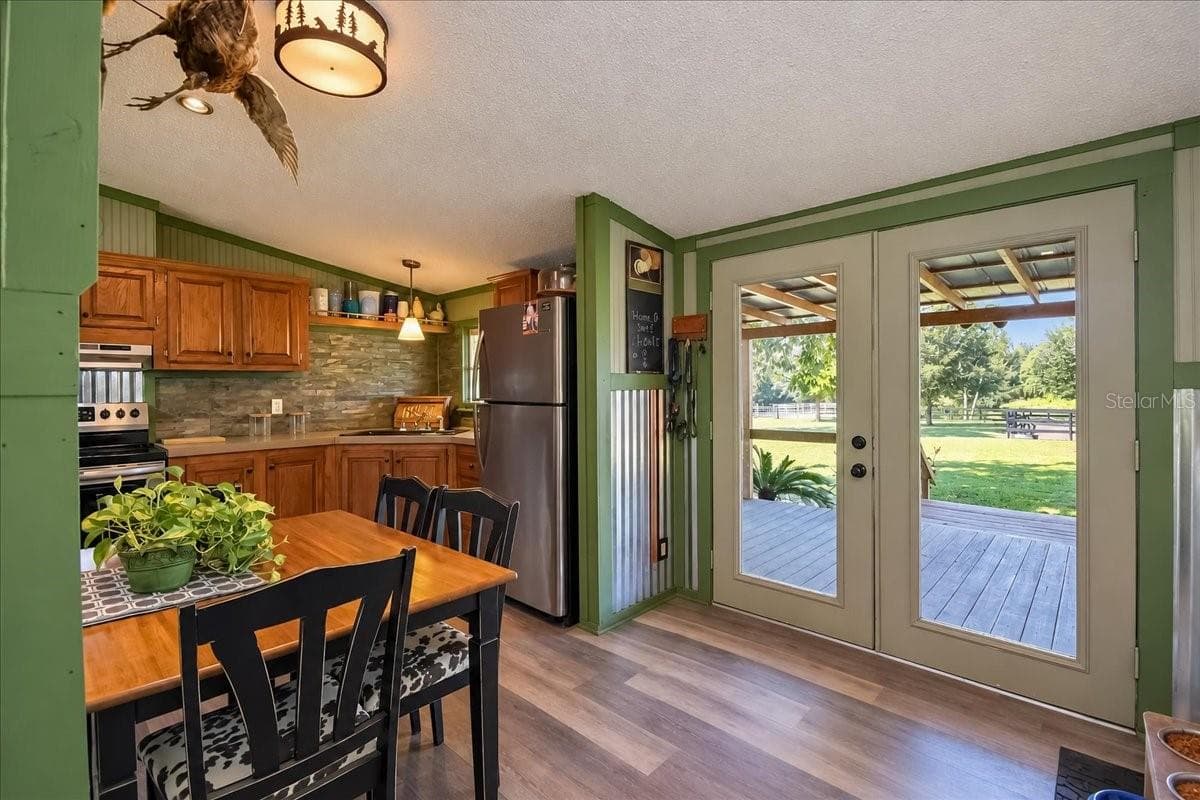 Manufactured Home at 15940 NW 16TH AVE, CITRA, photo 18 of 65