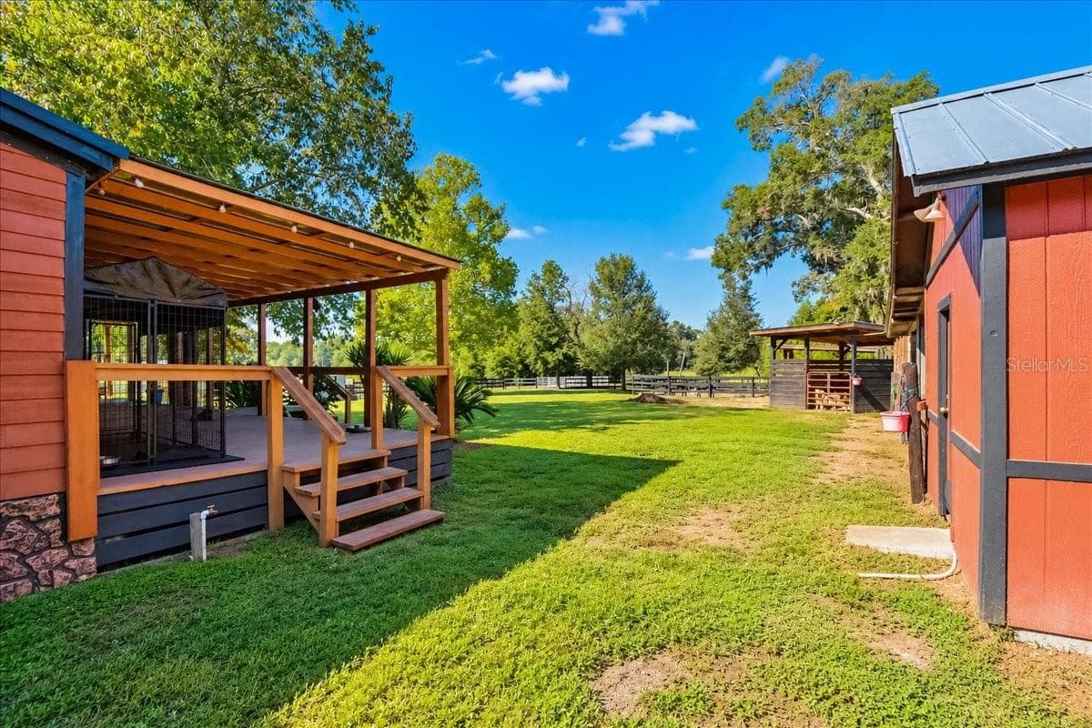 Manufactured Home at 15940 NW 16TH AVE, CITRA, photo 38 of 65