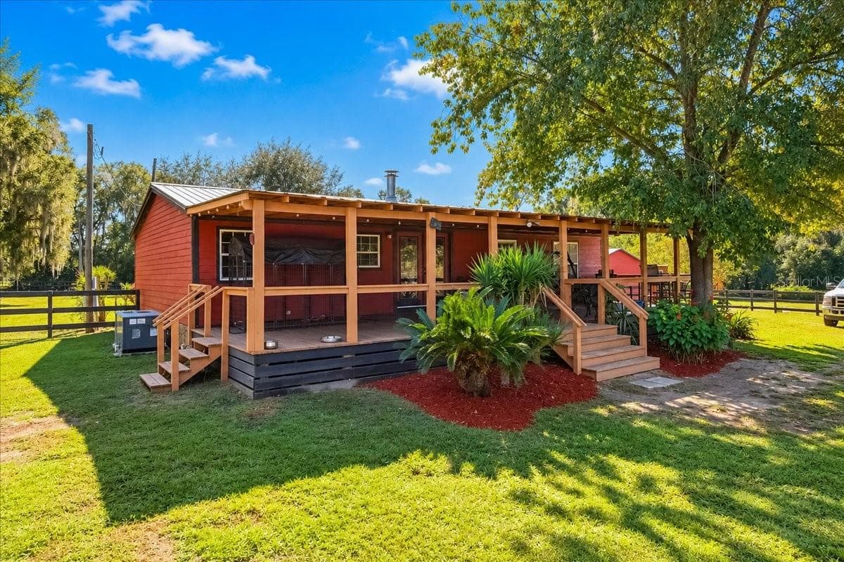 Manufactured Home at 15940 NW 16TH AVE, CITRA, photo 56 of 65