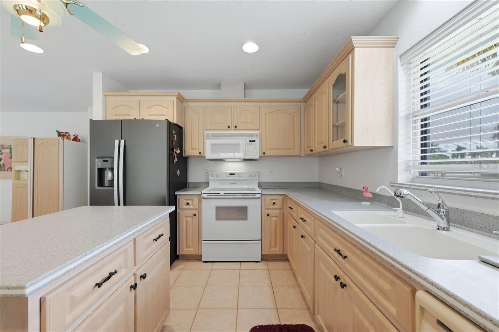 Single Family Residence at 545 GASPAR DR, PLACIDA, photo 12 of 51